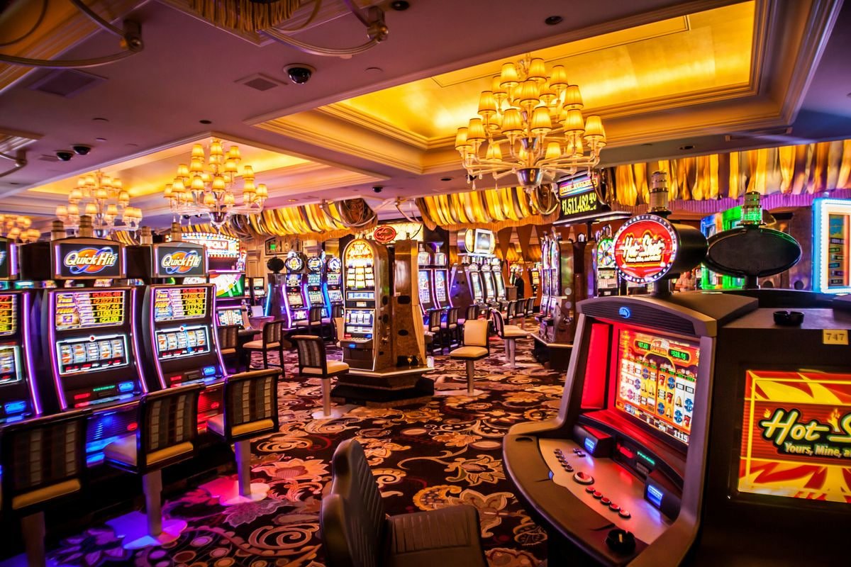 Antarmuka dashboard plinko rupiah dengan pasar olahraga langsung dan permainan kasino